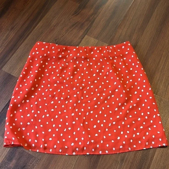 NWT Lulus Kanisha Red Orange Polka Dot Side Button Skirt Size Medium - Picture 6 of 11